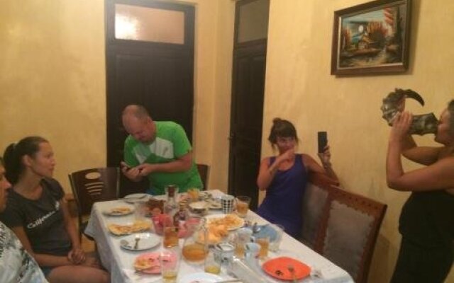 Kemeni Guest House