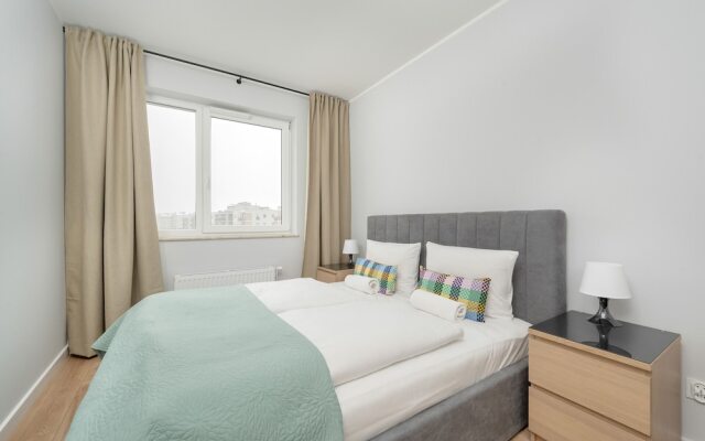 Pleasant Decor & Parking by Renters