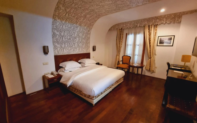 Grand Hotel Villa de France
