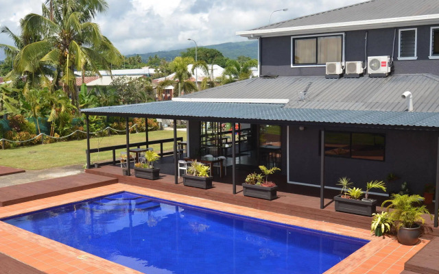 Travellers Point Hotel