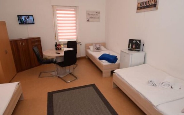Monteurzimmer Kircheim unter Teck - Hostel