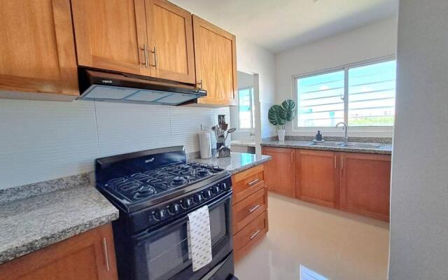 Getaway To Cozy Home 4 Br, 35 B