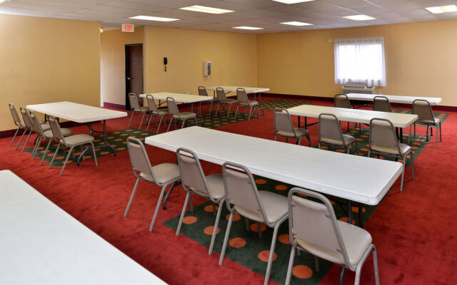 Quality Inn And Suites Wichita