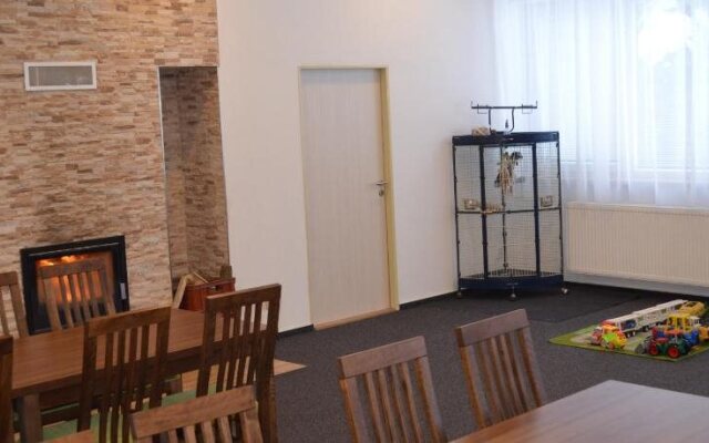 Hotel CESKA FARMA