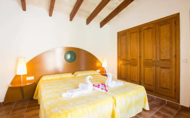 Pueblo Menorquin Apartamentos