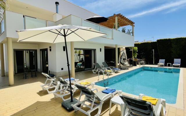 Praia by Check-in Portugal