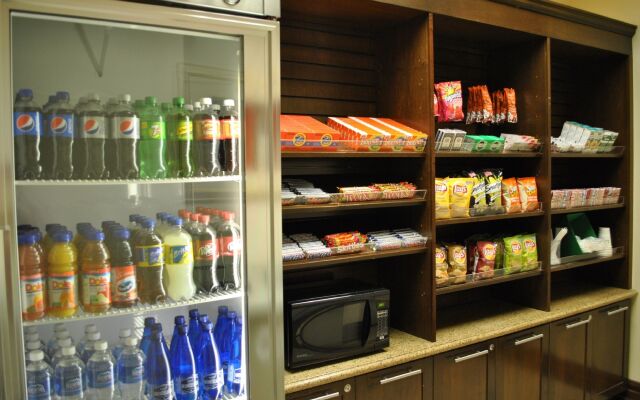 Holiday Inn Express & Suites North Bay by IHG