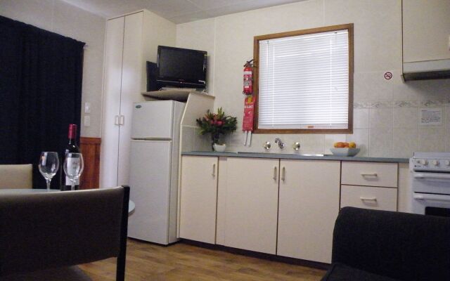 Lake Hamilton Motor Village & Caravan Park