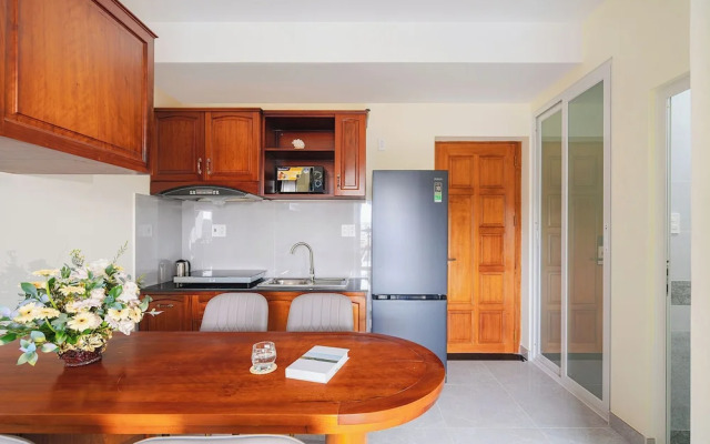 CandlePine Suites