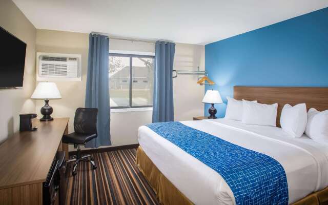 Travelodge by Wyndham Wahpeton Event Center