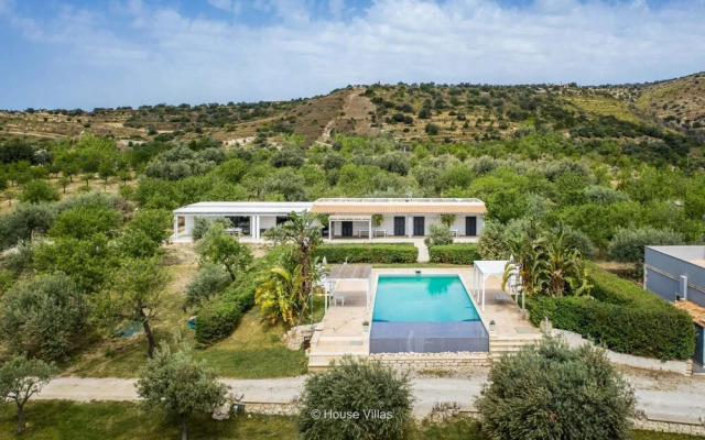 Sax Room in Avola With 1 Bedrooms and 1 Bathrooms