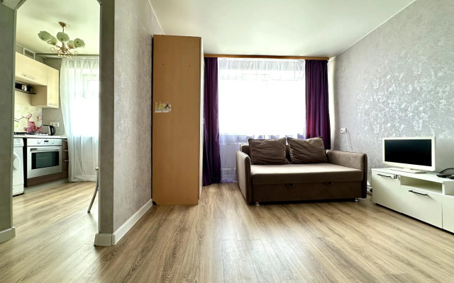 Compass на улице Республики 174