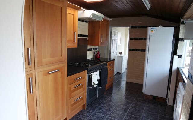 Jaylets Budget Leicester