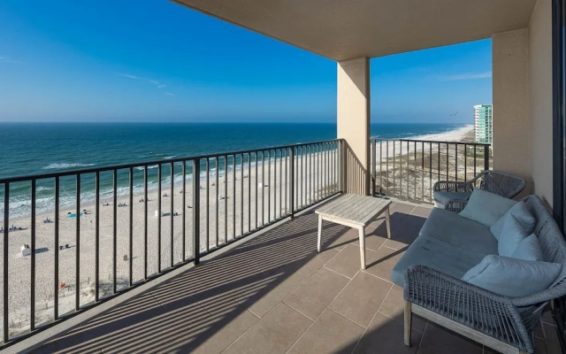 Phoenix X 1013 3 Bedroom Condo