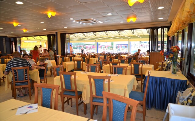 Bibione - Appartamento Aparthotel & Villaggio Planetarium