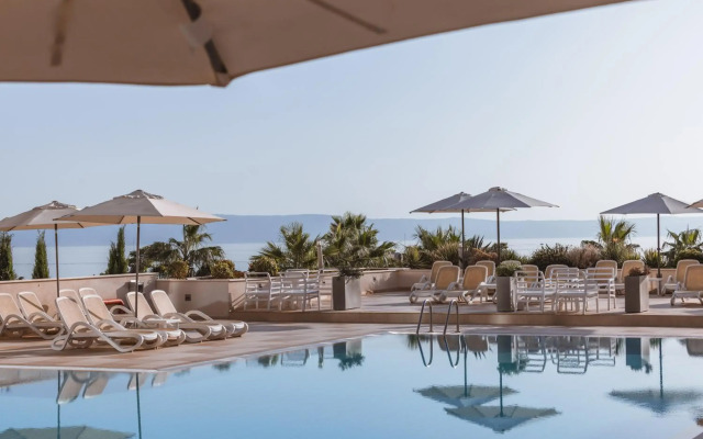 Romana Beach Resort