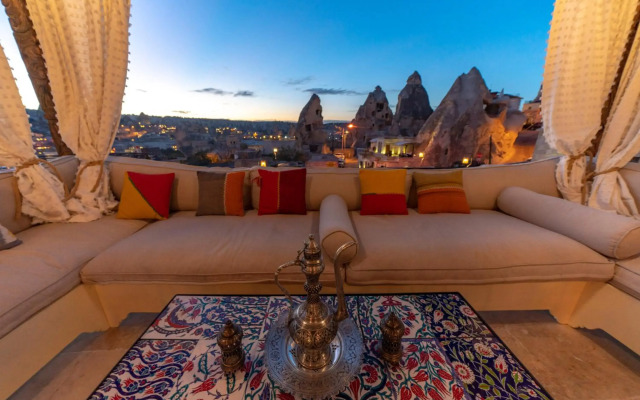 Artemis Cave Suites - Adults Only