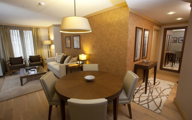 Continental Hotel