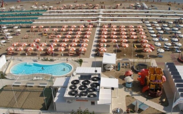 Quiet Apartment with Balcony near Riccione