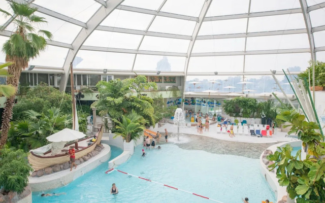 Nice Holiday Home with Dishwasher near Sea