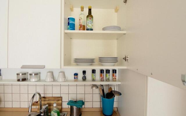 Interno77
