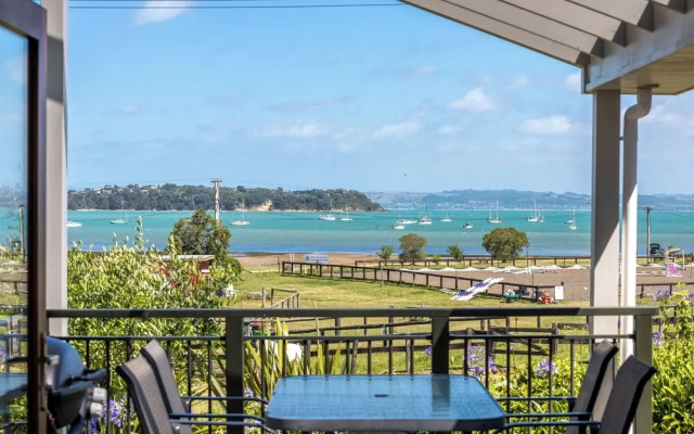Tikirau Bay Views in Oneroa