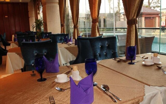 Huifeng Holiday Hotel