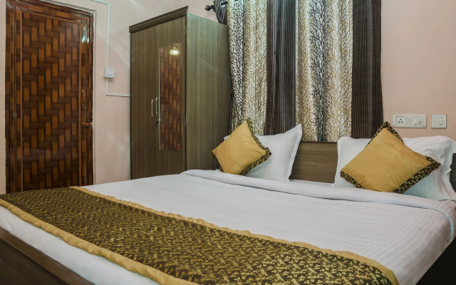 Western Enclave by OYO Rooms