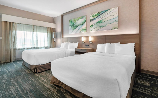 Staybridge Suites Cincinnati East Milford by IHG