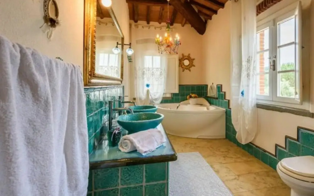 Villa al Molino Comfortable Holiday Residence