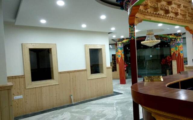 Hotel Grand Willow