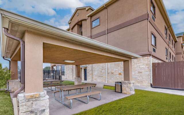 Baymont by Wyndham Cuero