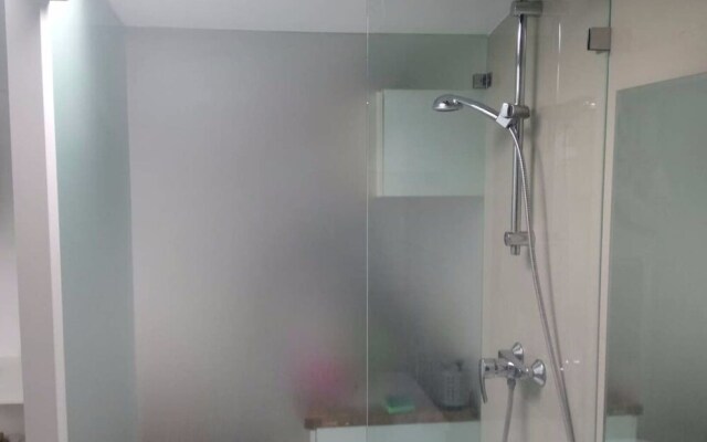 Studio Czerwonego Krzyza 4