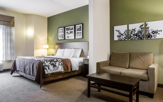 Sleep Inn & Suites Queensbury - Lake George