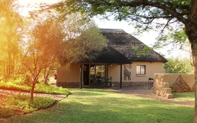 Ukutula Lion Lodge
