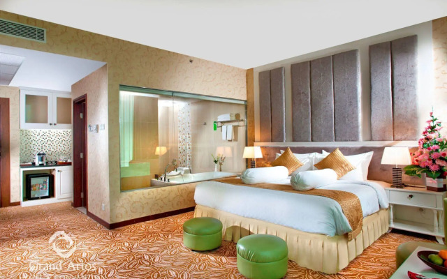 Grand Artos Hotel & Convention