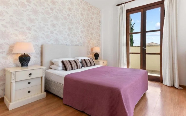 3 bedroom Villa Tala with private pool and sunset views, Aphrodite Hills Resort