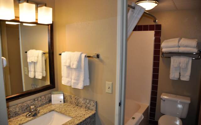 AmericInn Clear Lake