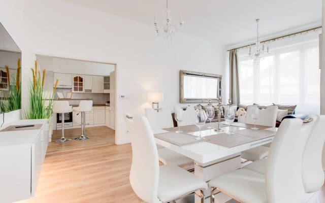 Wenceslas Square Royal Two Bedroom Apartment