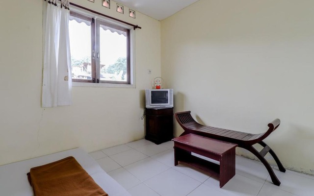 Hotel Kayu Manis by ZUZU