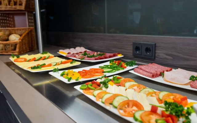 Campanile Vienna South