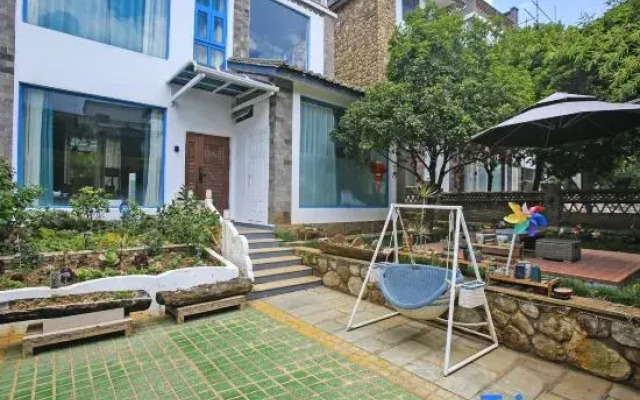 Yunshang Fancheng Seaview Resort Hotel (Erhai Airport Branch)