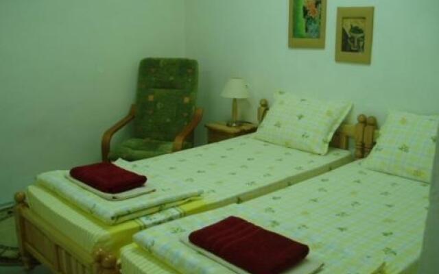 Plamena Guest Rooms