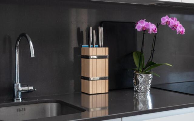 2313-Amazing new luxury apartment with three bedrooms