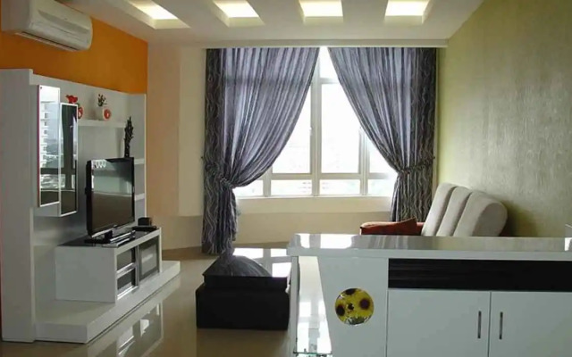 Duta Hotel & Residence