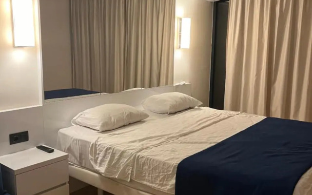 Sunny Apartment Batumi