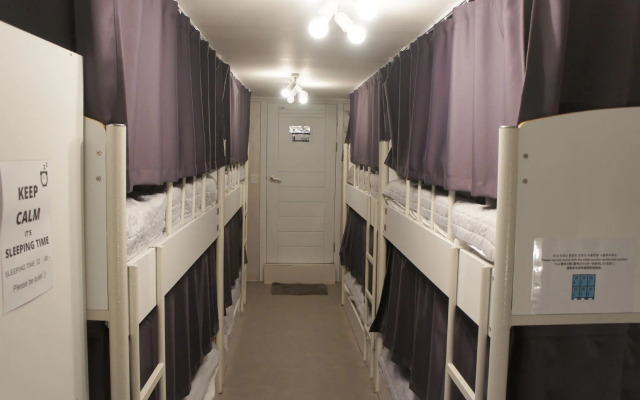 Jun Guesthouse Hongdae