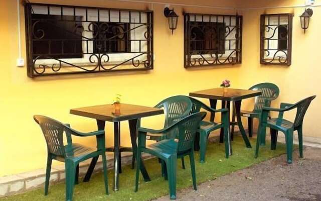 Cleopatra Palace Hostel