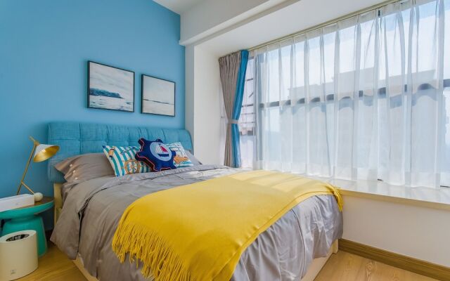 Locals Boutique Apartment Huafa Plaza 17