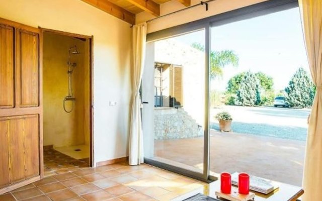 Villa With 3 Bedrooms in Manacor, With Wonderful Mountain View, Private Pool, Enclosed Garden - 20 km From the Beach